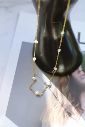 ARIA DAINTY PEARL NECKLACE (WATERPROOF & 18K GOLD PLATED)