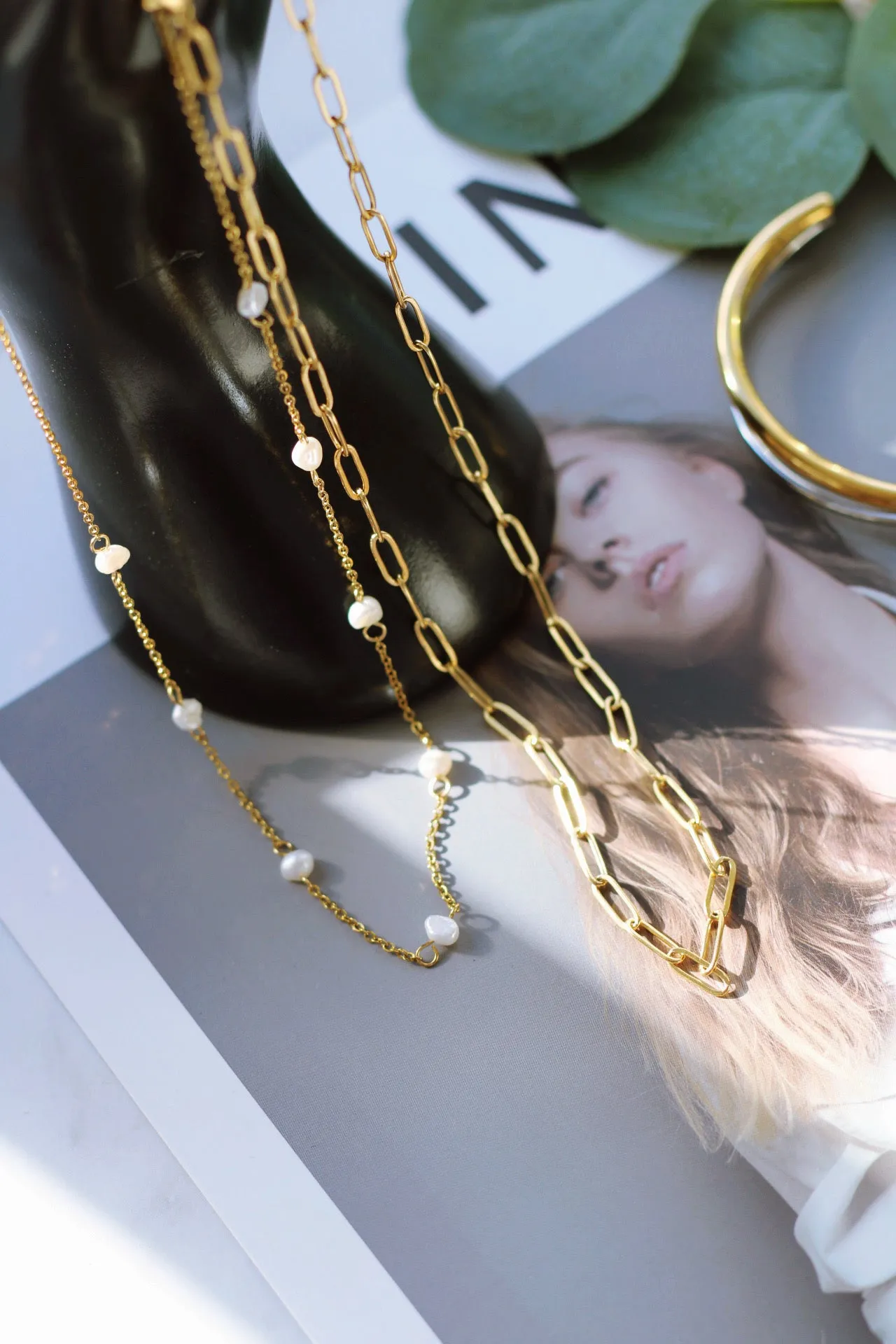 ARIA DAINTY PEARL NECKLACE (WATERPROOF & 18K GOLD PLATED)