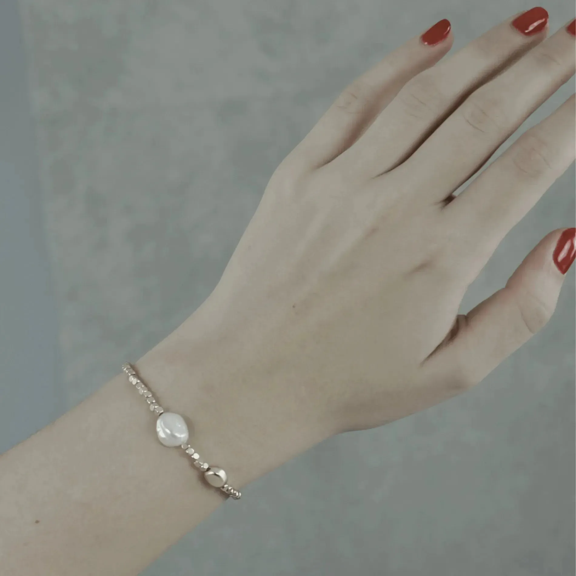 Audrey Pearl Bracelet Silver Plating