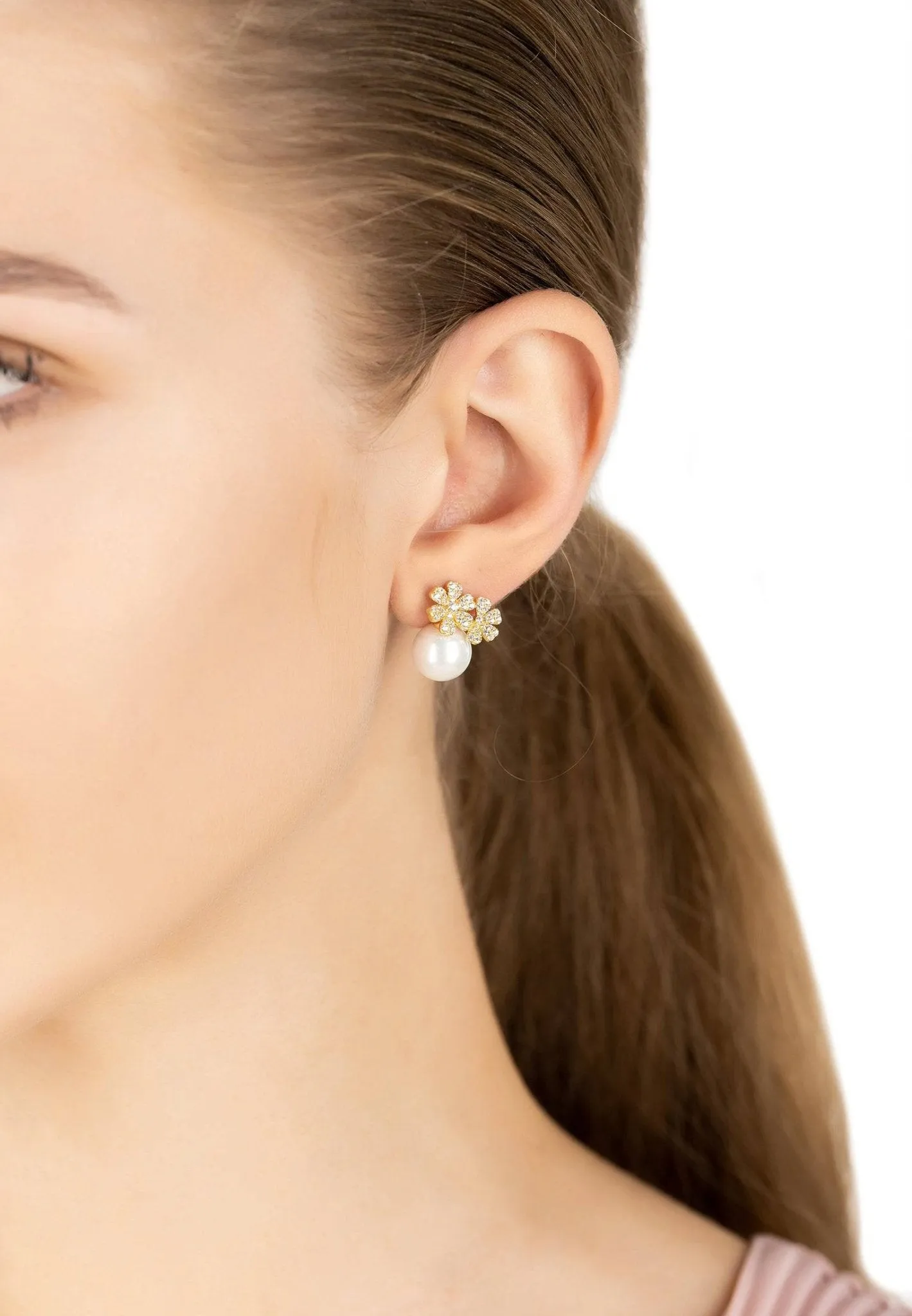 Bouquet and Pearl Stud Earrings in Gold