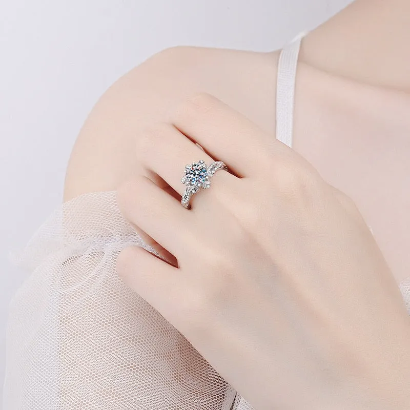 Brilliant Round Cut Moissanite Engagement Wedding Ring with Unique Design