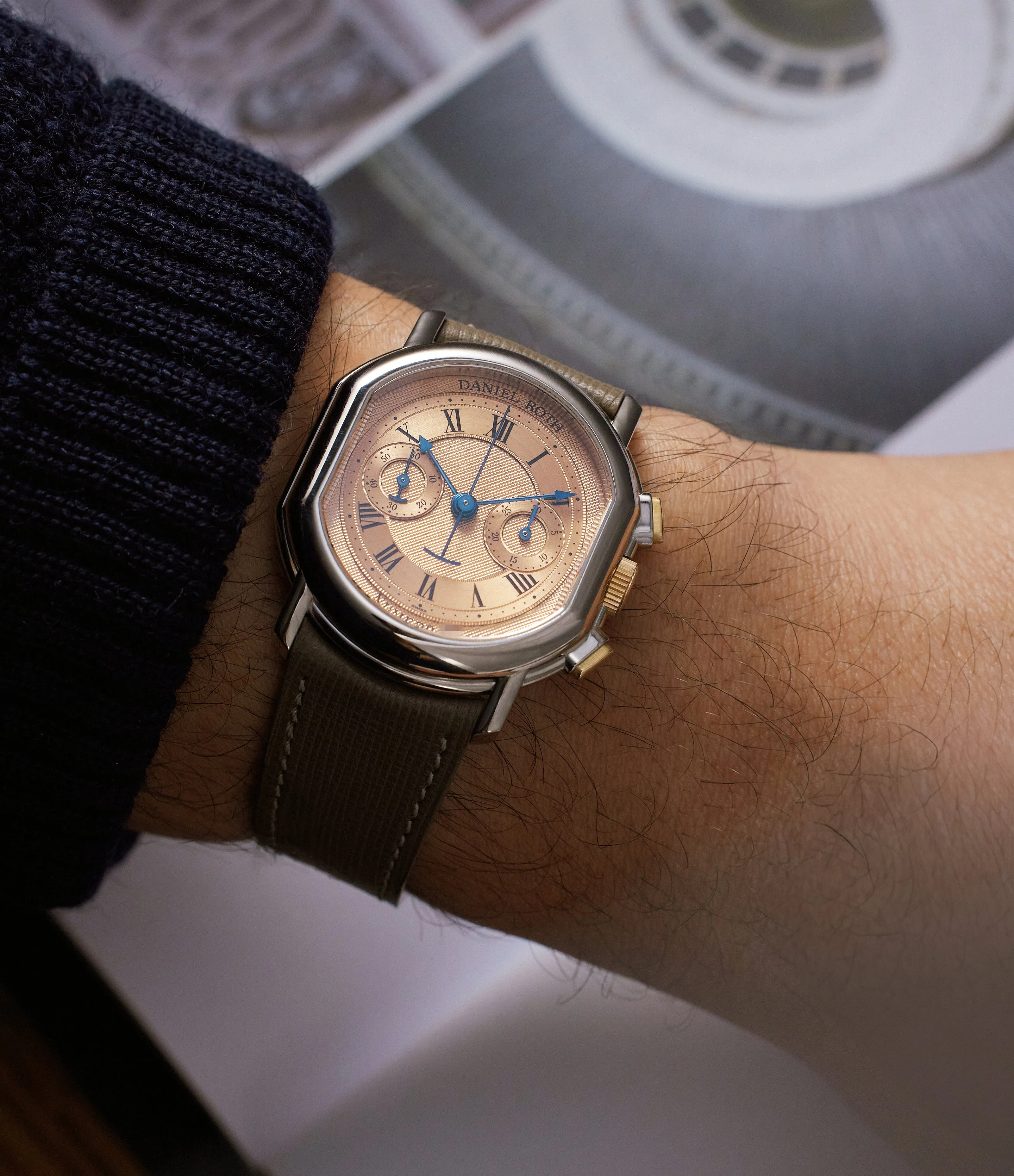 Chronograph | C147 Salmon Dial | White & Rose Gold