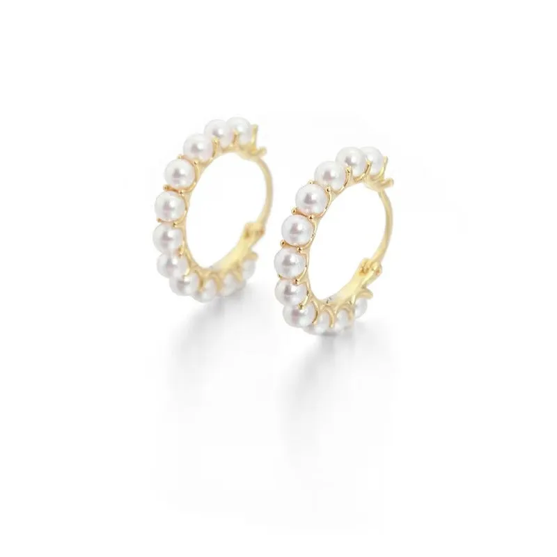 Circle Pearl Earrings