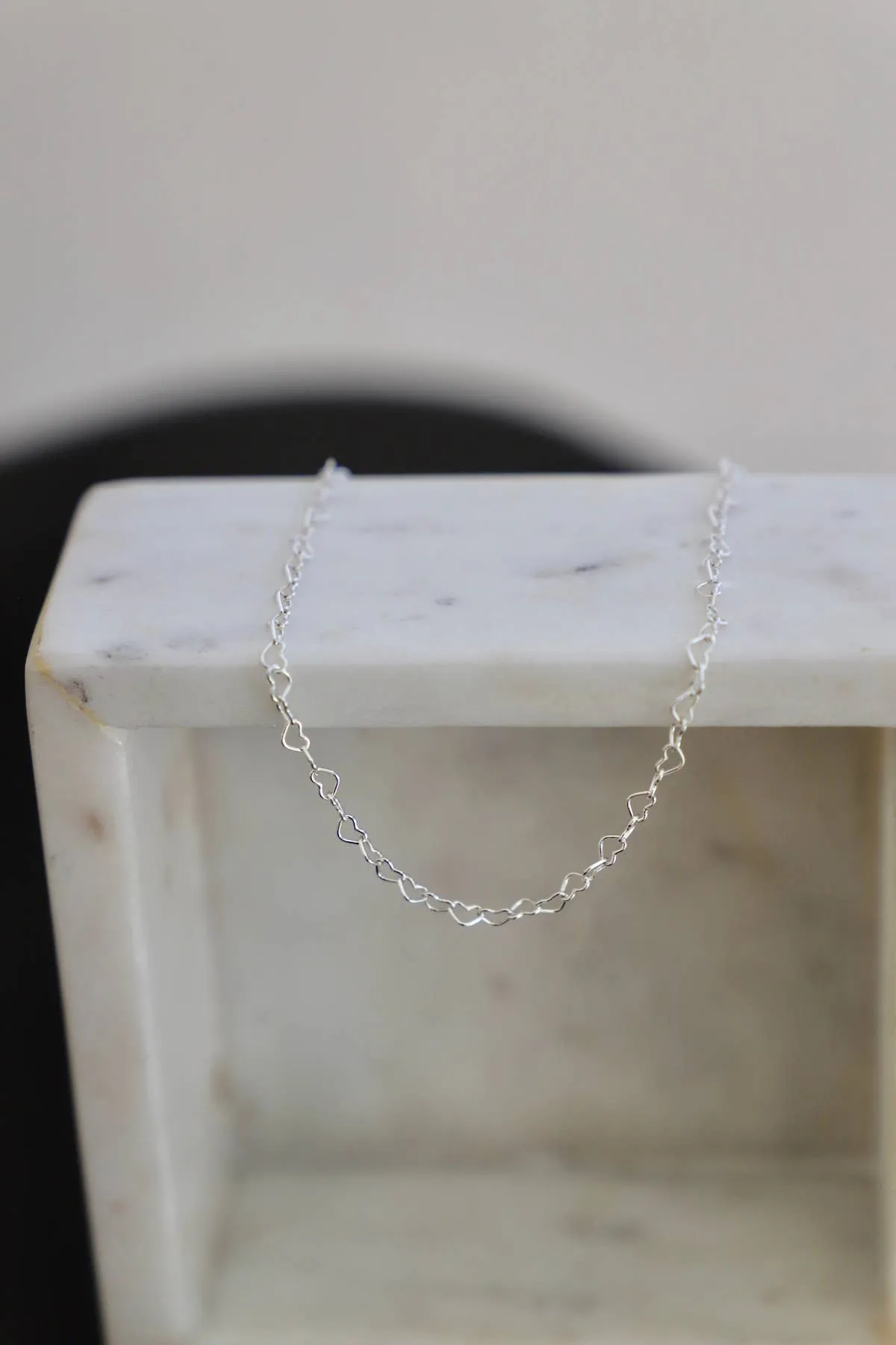 CN1562G Gold Necklace-Heart Chain