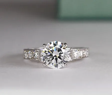 Daisy - Round Lab Diamond Engagement Ring (IGI Certified)