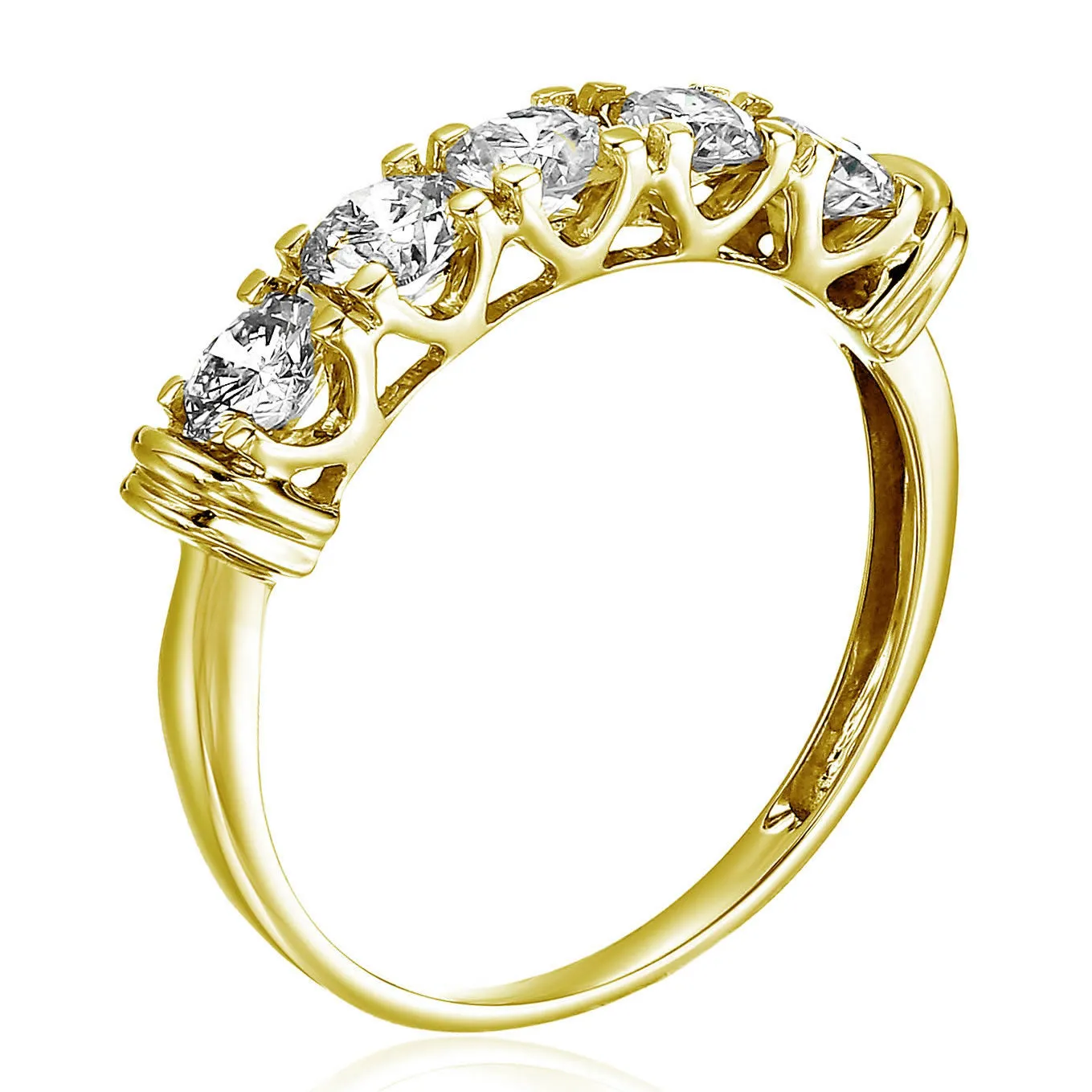Diamond Prong Engagement Ring in 14K Gold