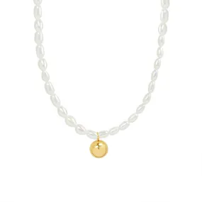 Elegant French Style Freshwater Pearl Pendant Necklace with 18K Gold Chain
