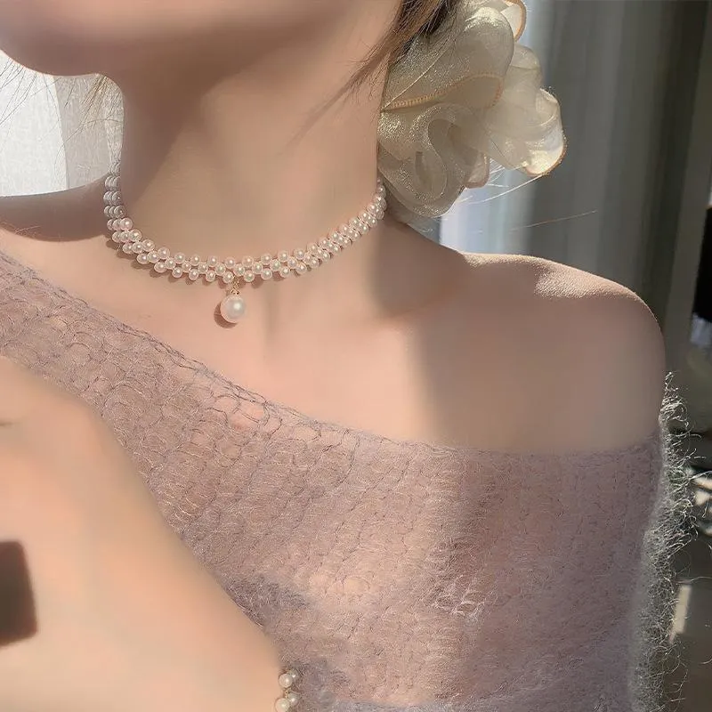 Elegant Pearl Choker Necklace