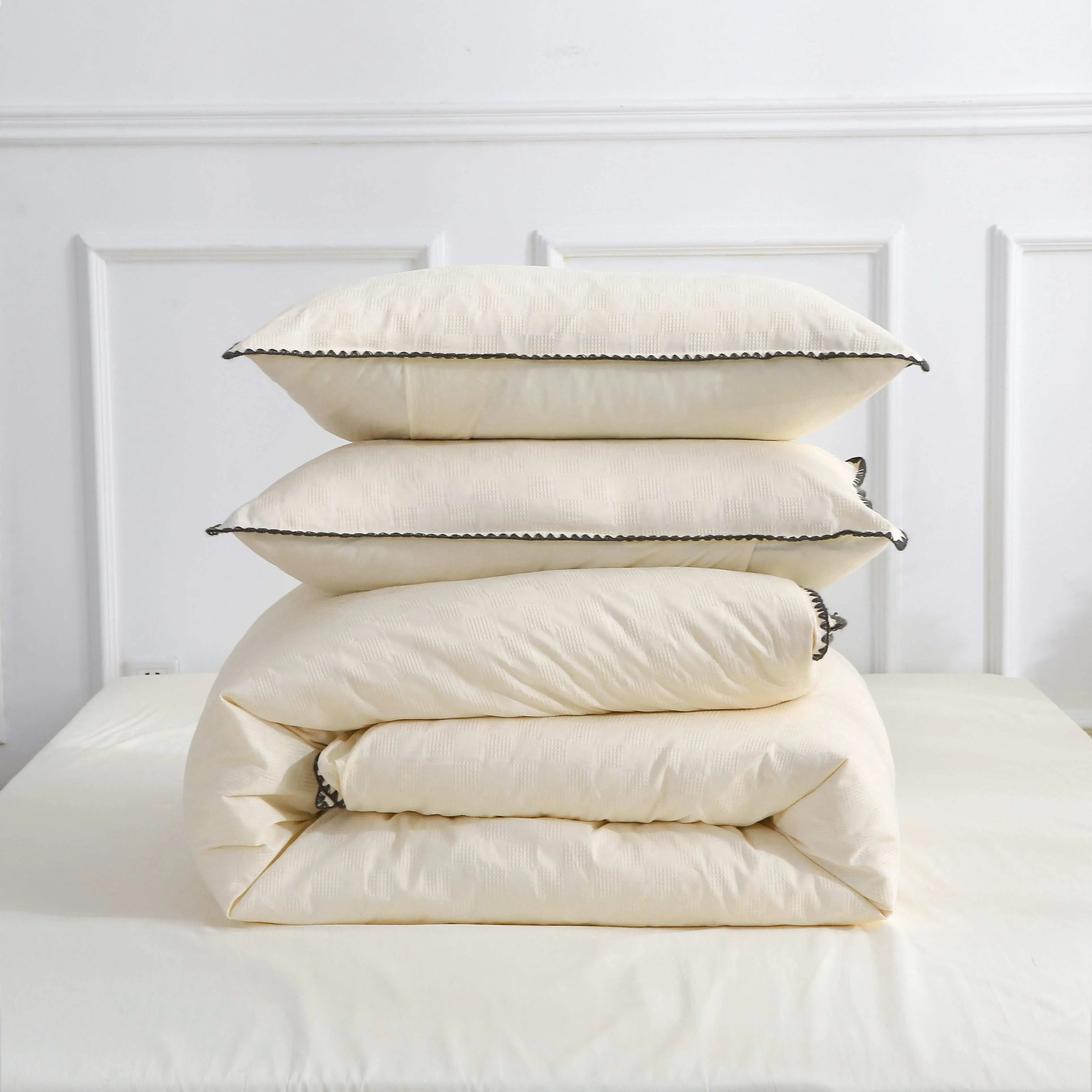 French Vintage Cream White Duvet Cover Set - Timeless Elegance