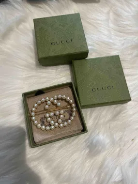 Gucci Pearl Hair Clip Gold Brooch
