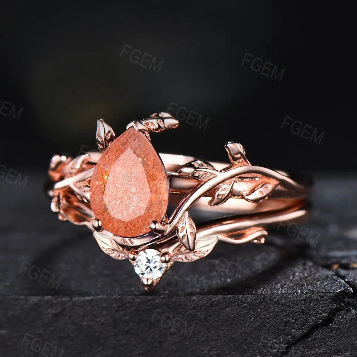 Natural Pear Shaped Sunstone Engagement Ring Leaf Branch Solitaire Sunstone Ring Set Alternative Wedding Ring Unique Orange Gemstone Ring