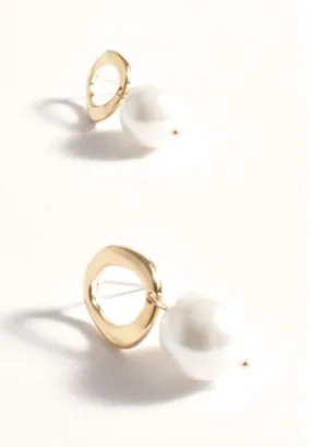 Pearl Drop Cut Out Circle Top Earrings Gold/Cream