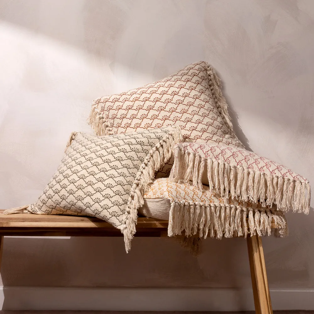 Saku Cushion Kilm Red
